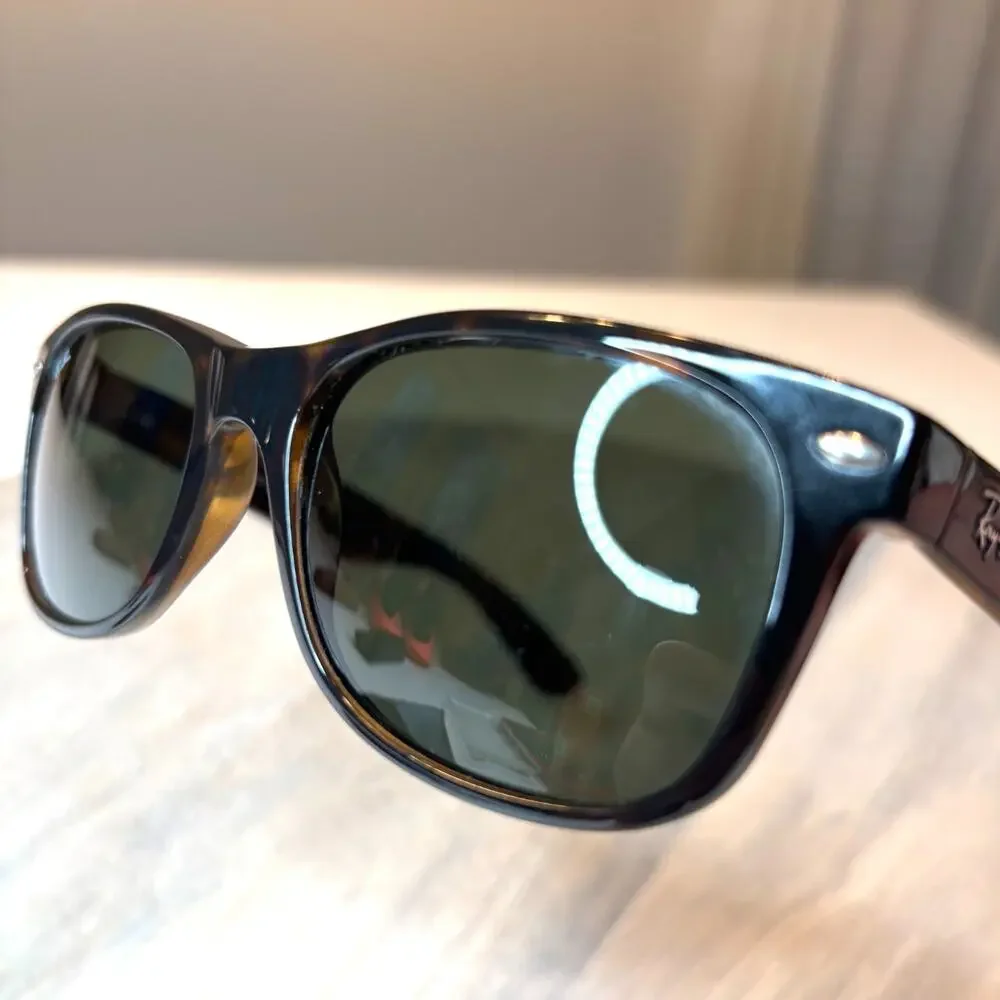 Ray-Ban RB2132 New Wayfarer Tortoise Sunglasses Green Lens 902/L 55mm 18 145